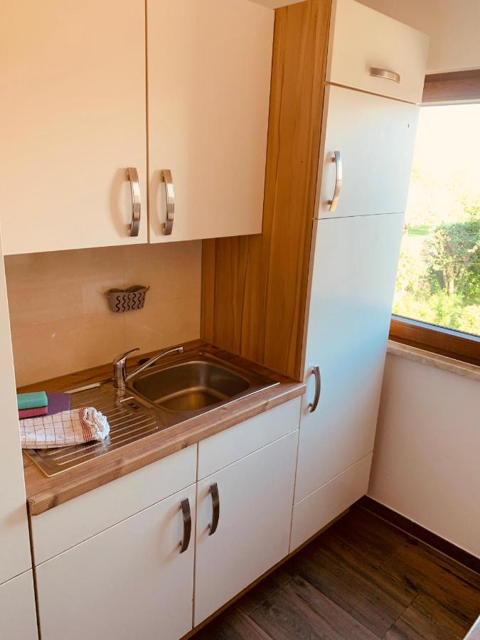 modern&cozy 2 Zimmer Wohnung, Balkon, Parkplatz Salzweg Exterior foto