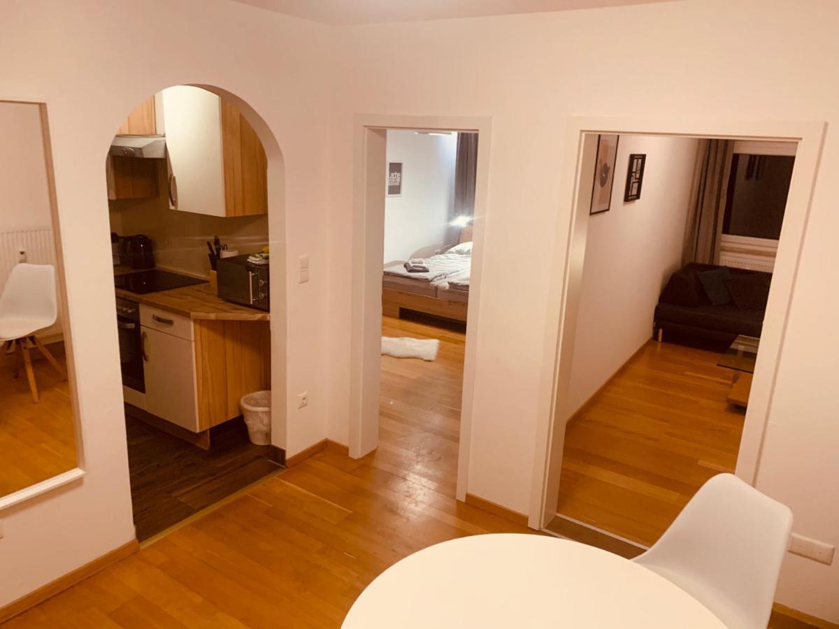 modern&cozy 2 Zimmer Wohnung, Balkon, Parkplatz Salzweg Exterior foto