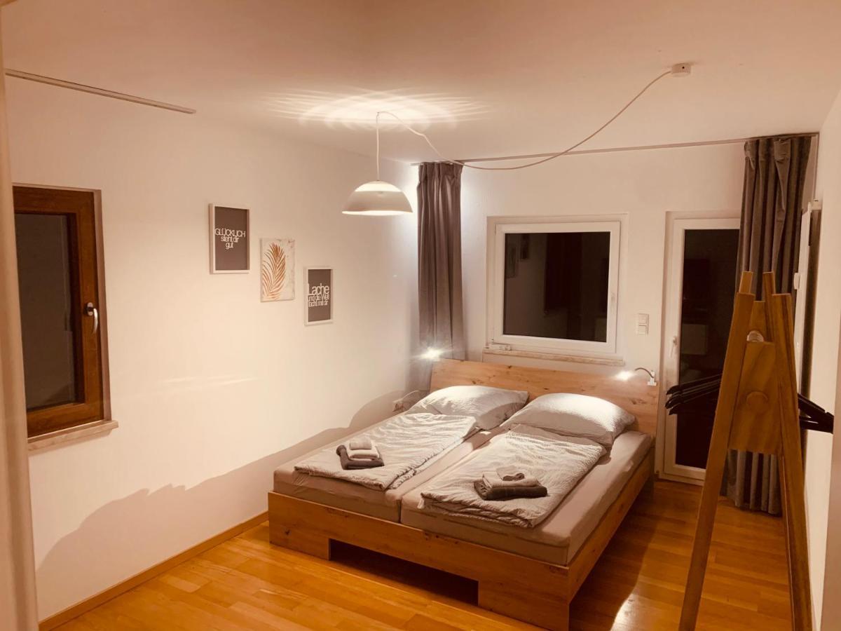 modern&cozy 2 Zimmer Wohnung, Balkon, Parkplatz Salzweg Exterior foto